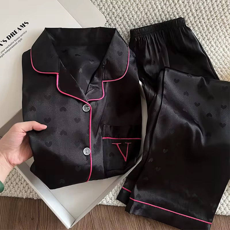 Red Heart – Victoria’s Secret