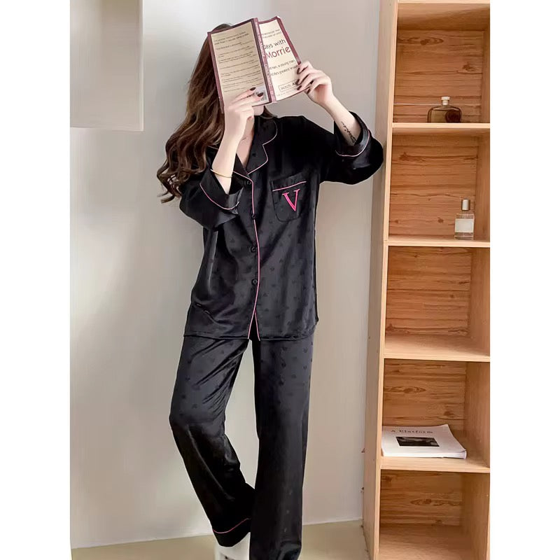 Red Heart – Victoria’s Secret